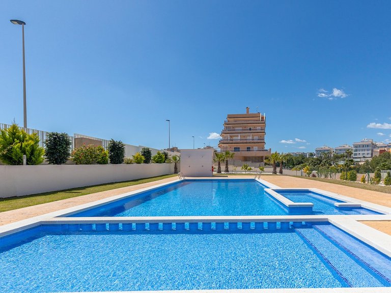 Apartment for Sale in Villamartin, Alicante 31