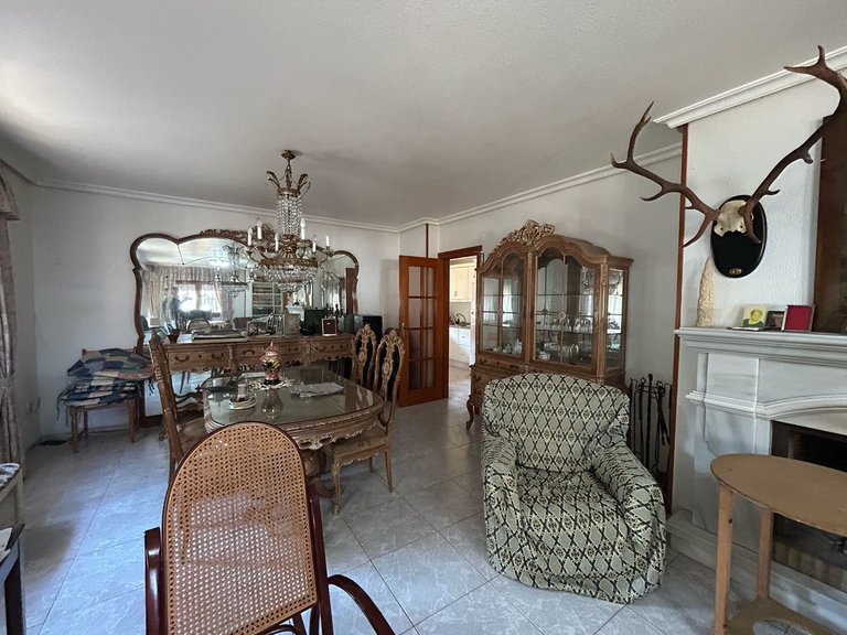 Villa for Sale in Los Balcones, Alicante 28
