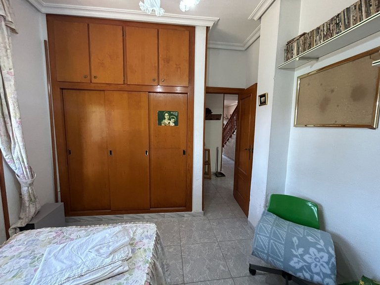 Villa for Sale in Los Balcones, Alicante 40