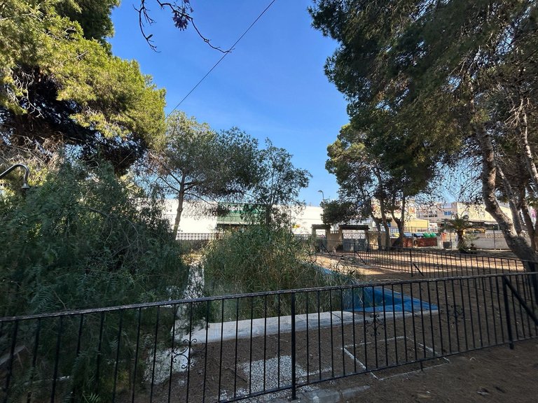 Villa for Sale in Los Balcones, Alicante 41