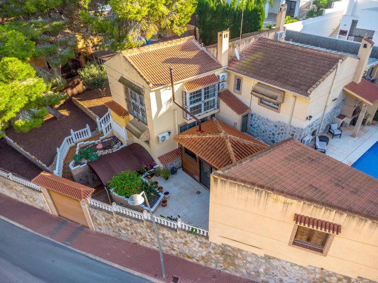 Villa for Sale in Los Balcones, Alicante 6