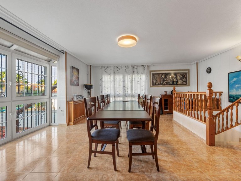 Villa for Sale in Los Balcones, Alicante 12