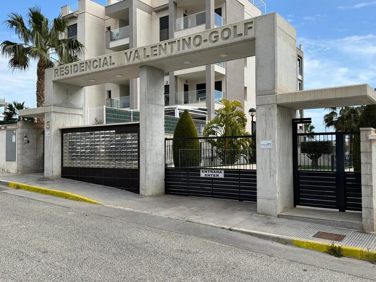 Apartment for Sale in Villamartin, Alicante 31