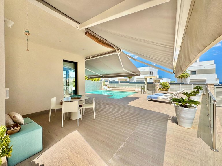 Villa for Sale in San Miguel De Salinas, Alicante 2