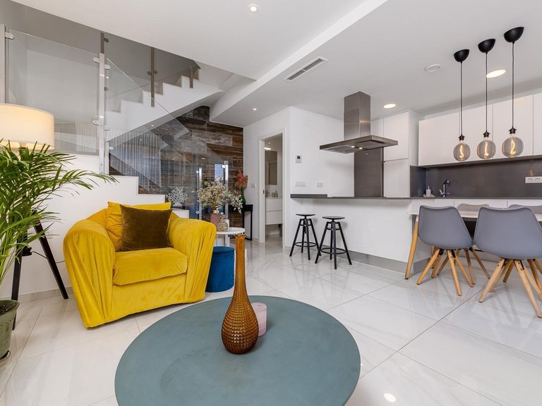 Villa for Sale in Villamartin, Alicante 10