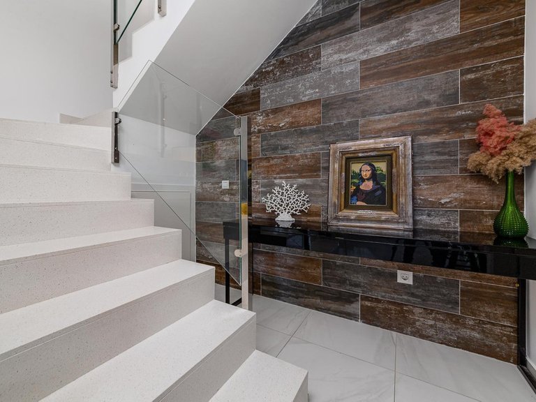 Villa for Sale in Villamartin, Alicante 19