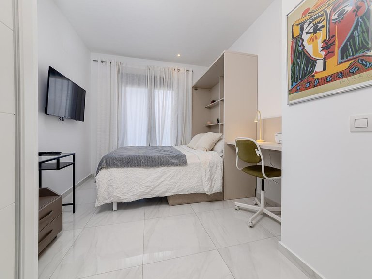 Villa for Sale in Villamartin, Alicante 20