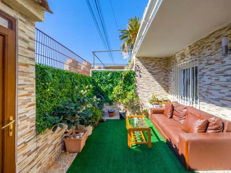 Town House for Sale in Torrevieja, Alicante 2