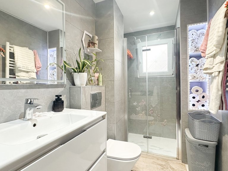 Apartment for Sale in Torrevieja, Alicante 13