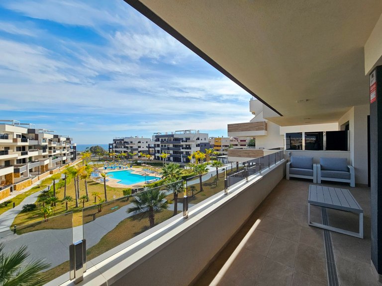 Apartment for Sale in Playa Flamenca, Alicante 2