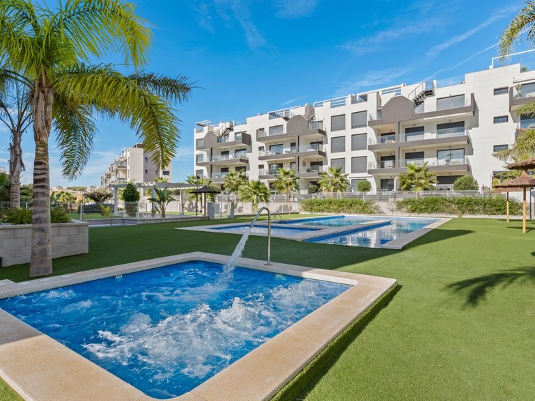 Apartment for Sale in Villamartin, Alicante 1