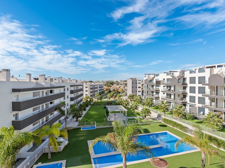 Apartment for Sale in Villamartin, Alicante 12
