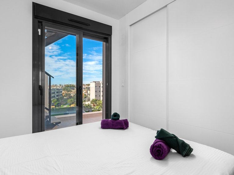 Apartment for Sale in Villamartin, Alicante 18