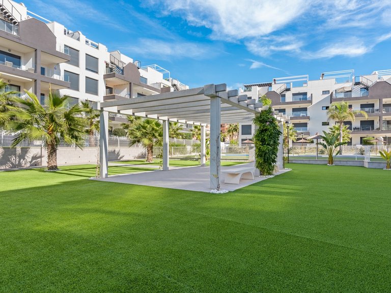 Apartment for Sale in Villamartin, Alicante 34