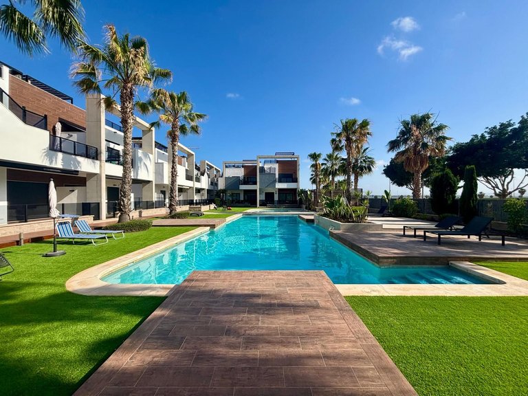 Apartment for Sale in Guardamar Del Segura, Alicante 2
