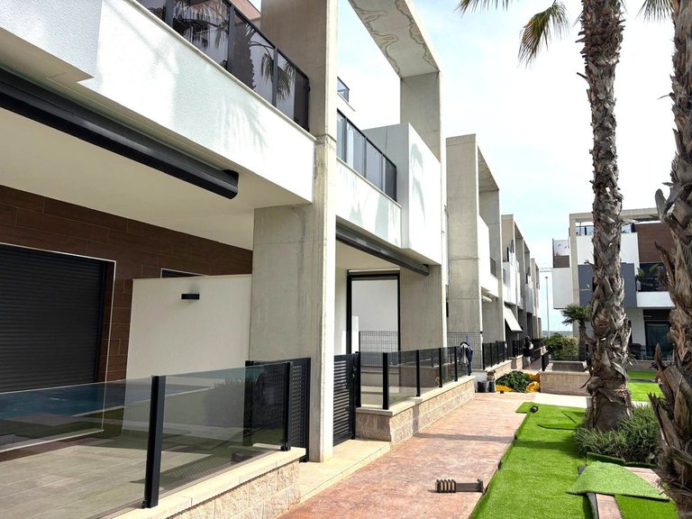 Apartment for Sale in Guardamar Del Segura, Alicante 5