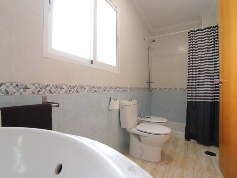 Apartment for Sale in Almoradi, Alicante 12