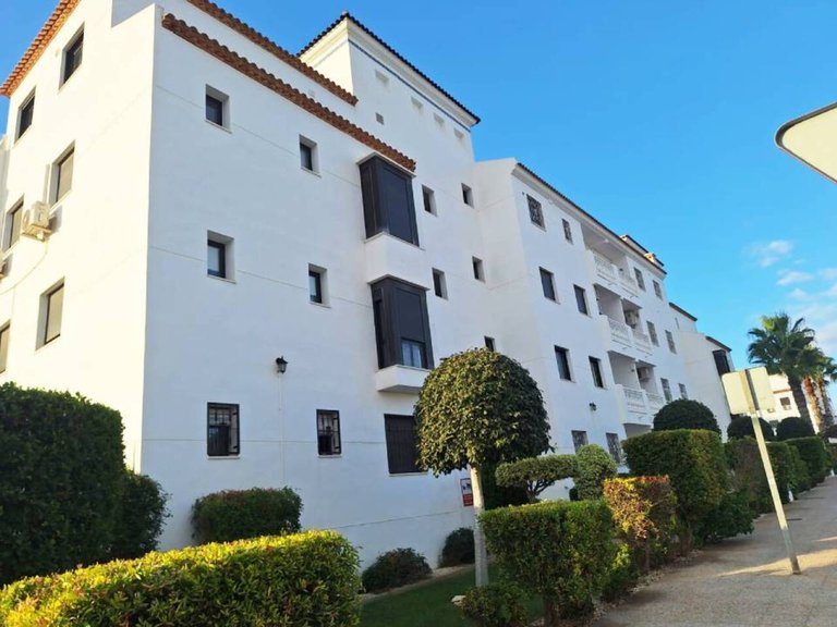 Apartment for Sale in Villamartin, Alicante 1