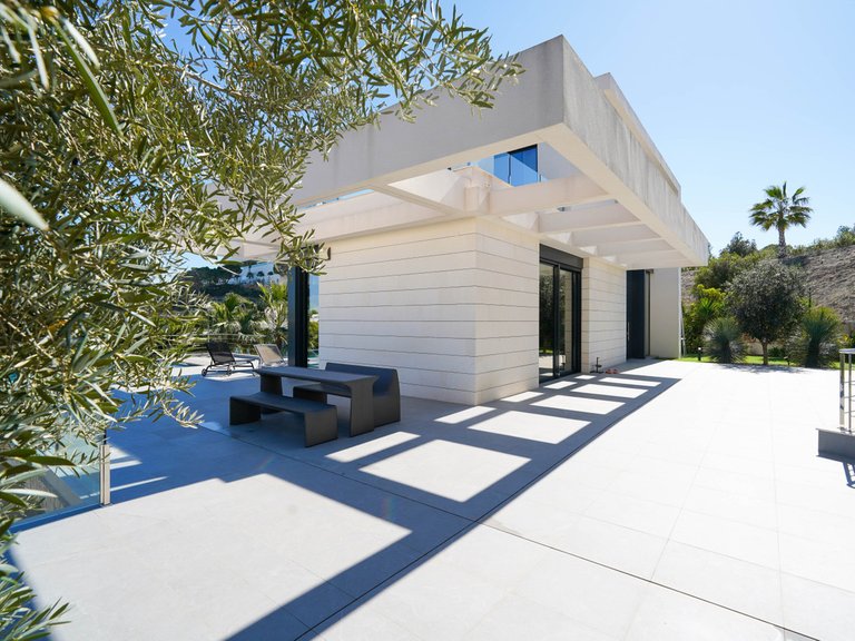 Villa for Sale in Las Colinas, Alicante 11