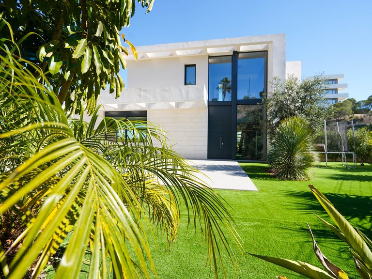 Villa for Sale in Las Colinas, Alicante 12
