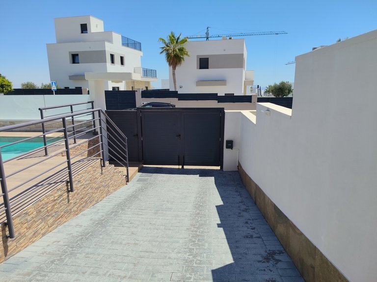 Villa for Sale in San Miguel De Salinas, Alicante 33