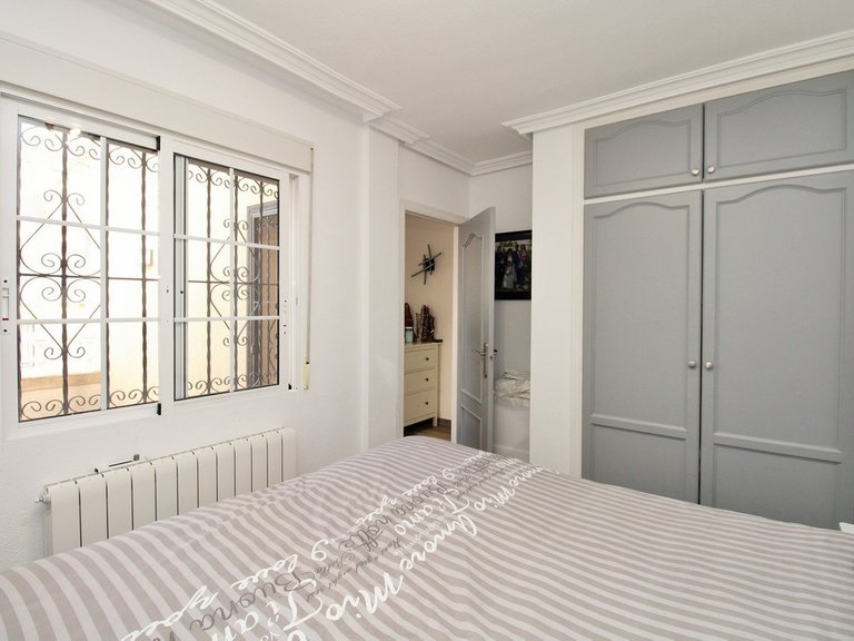 Town House for Sale in Villamartin, Alicante 22