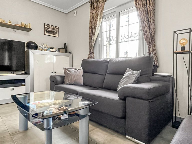 Villa for Sale in Los Dolses, Alicante 6