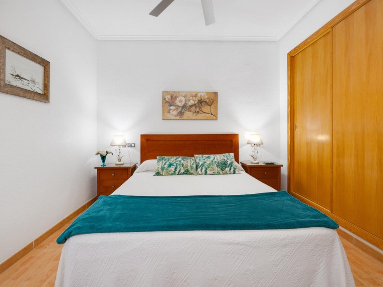 Apartment for Sale in Torrevieja, Alicante 14