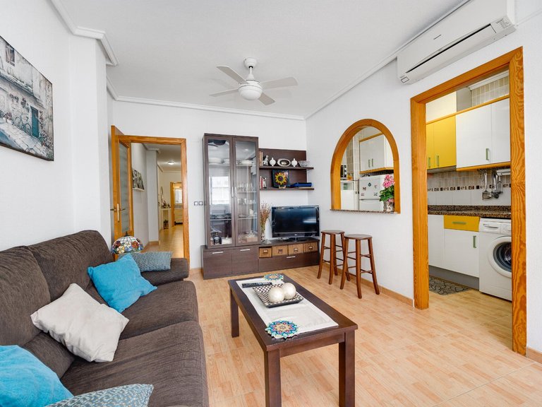 Apartment for Sale in Torrevieja, Alicante 20