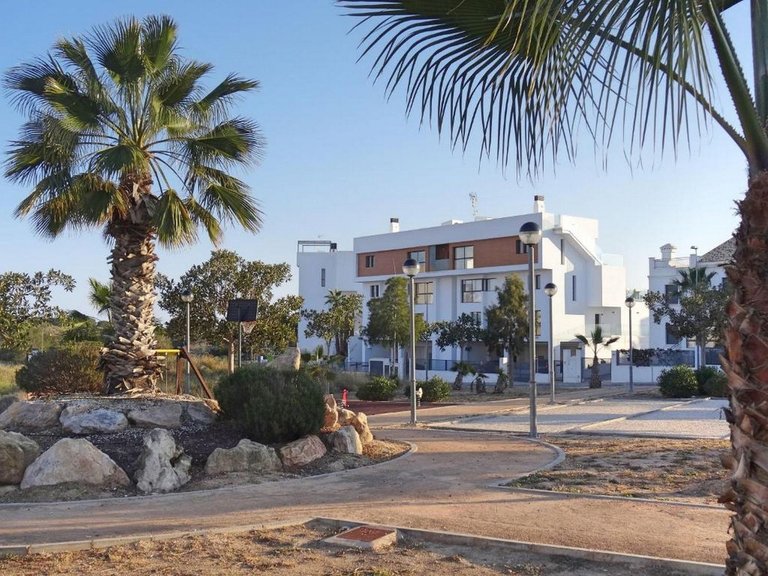 Apartment for Sale in Villamartin, Alicante 37