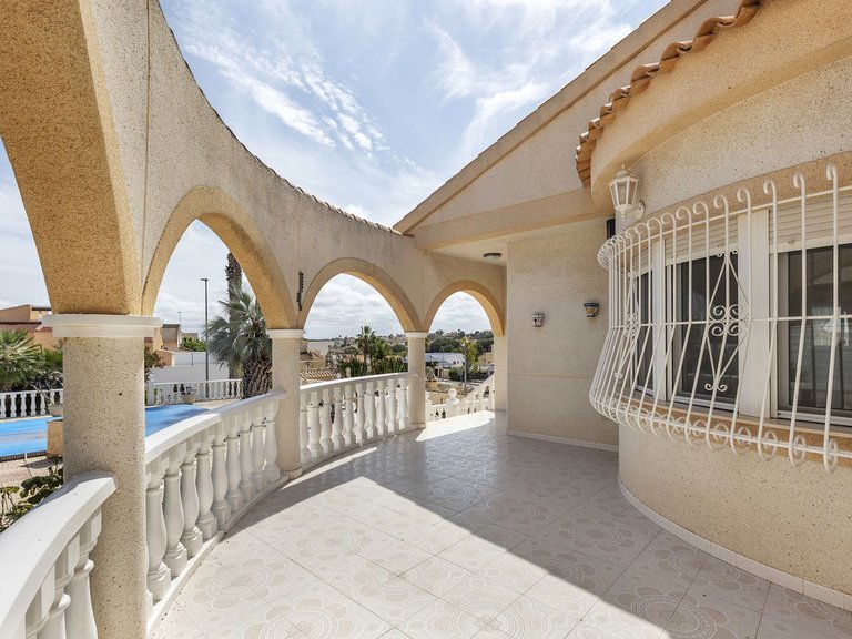 Villa for Sale in San Fulgencio, Alicante 8