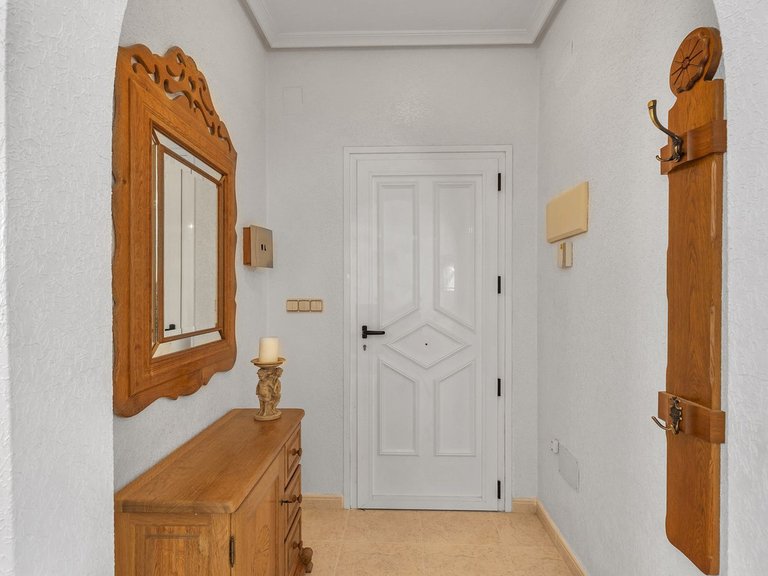 Villa for Sale in San Fulgencio, Alicante 16