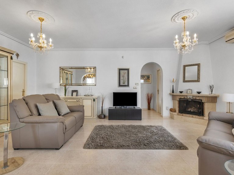 Villa for Sale in San Fulgencio, Alicante 17