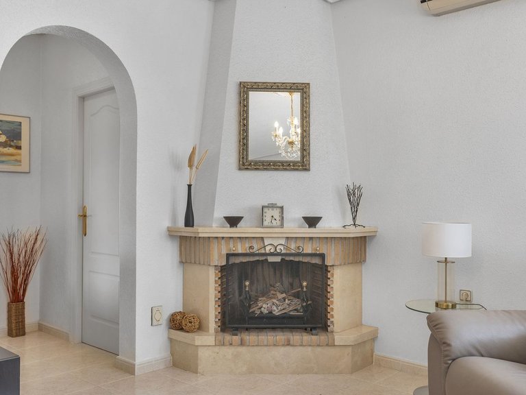 Villa for Sale in San Fulgencio, Alicante 18