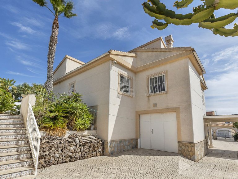 Villa for Sale in San Fulgencio, Alicante 24