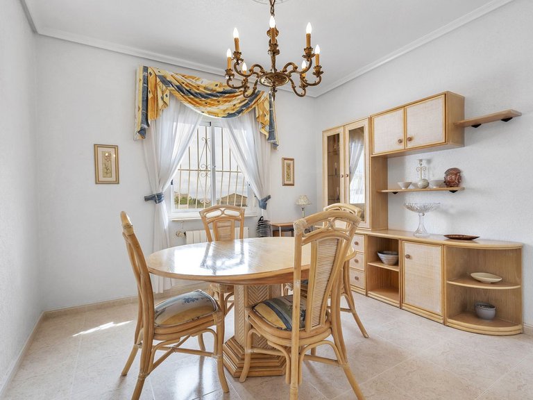 Villa for Sale in San Fulgencio, Alicante 27