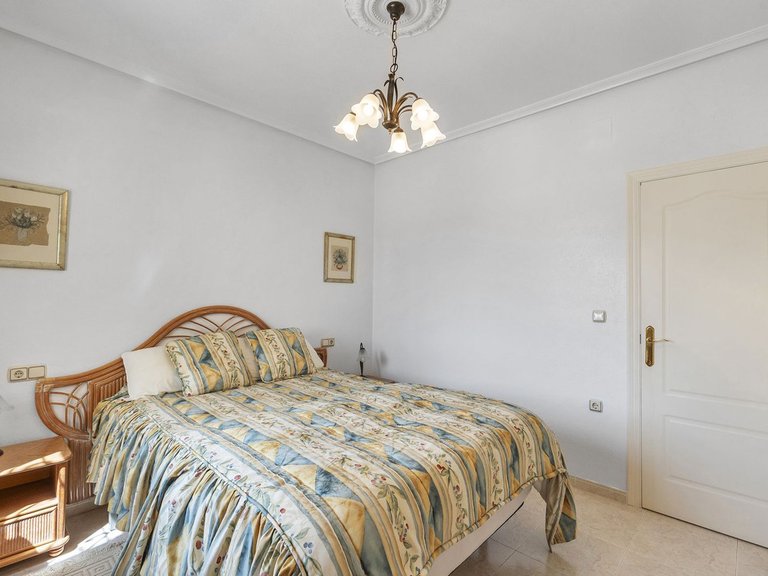 Villa for Sale in San Fulgencio, Alicante 33