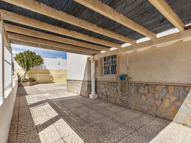 Villa for Sale in San Fulgencio, Alicante 45