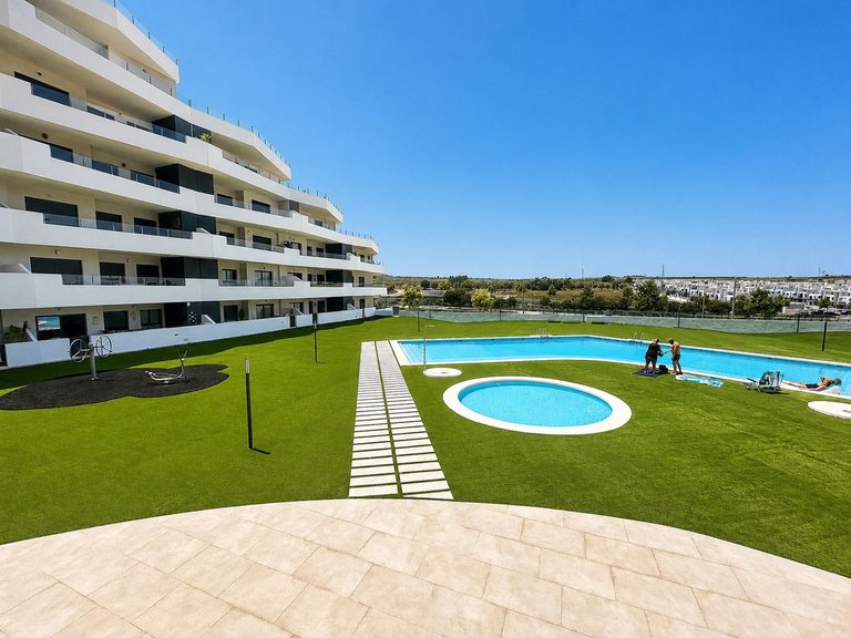Apartment for Sale in San Miguel De Salinas, Alicante 4
