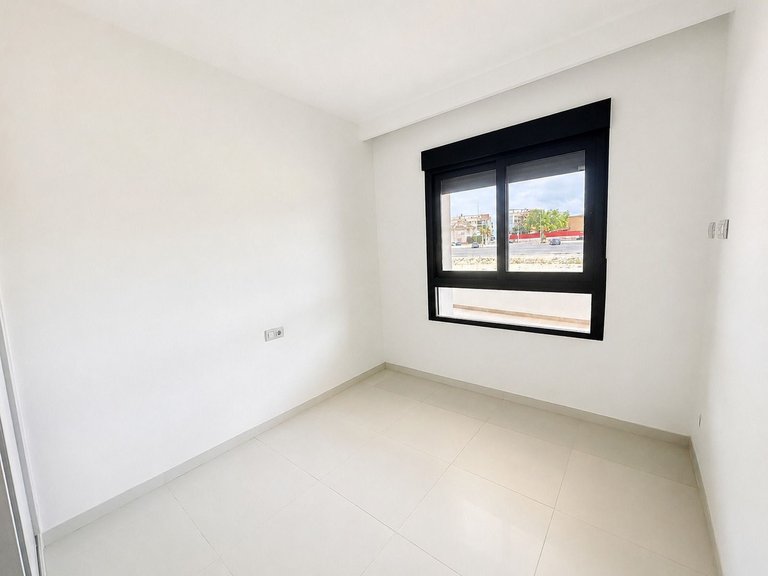 Apartment for Sale in San Miguel De Salinas, Alicante 12