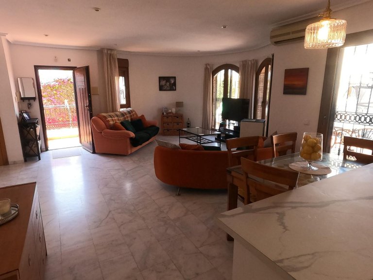 Villa for Sale in Algorfa, Alicante 3