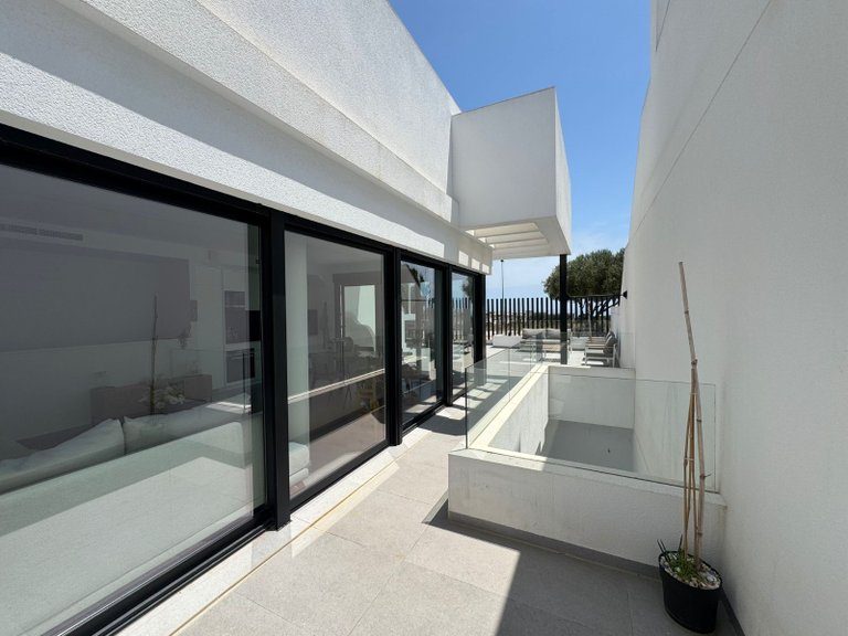 Villa for Sale in Guardamar Del Segura, Alicante 30