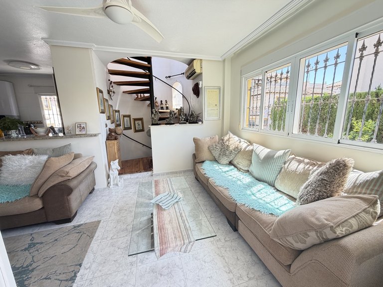 Villa for Sale in Villamartin, Alicante 6