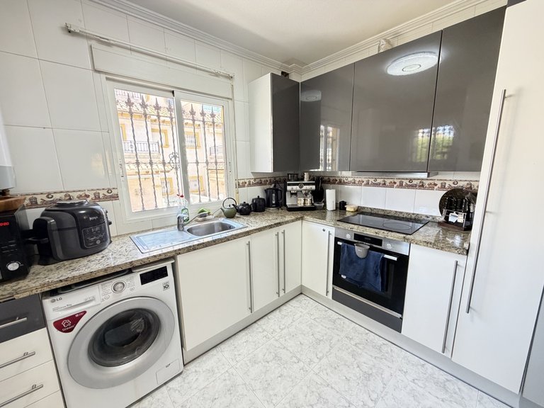 Villa for Sale in Villamartin, Alicante 11