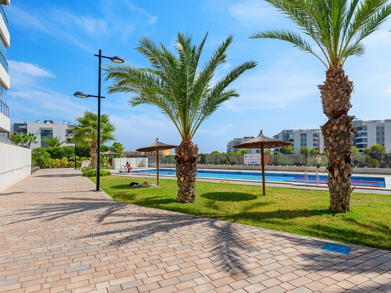 Apartment for Sale in Los Dolses, Alicante 39