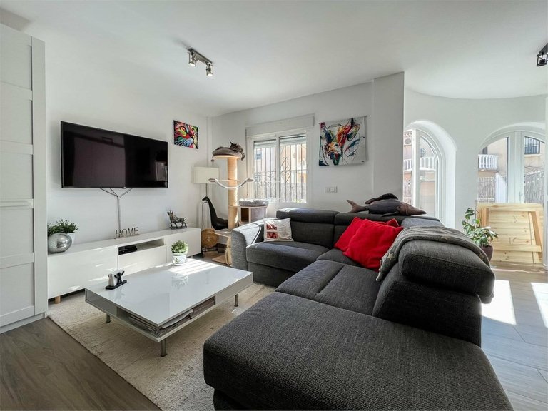 Town House for Sale in Villamartin, Alicante 5