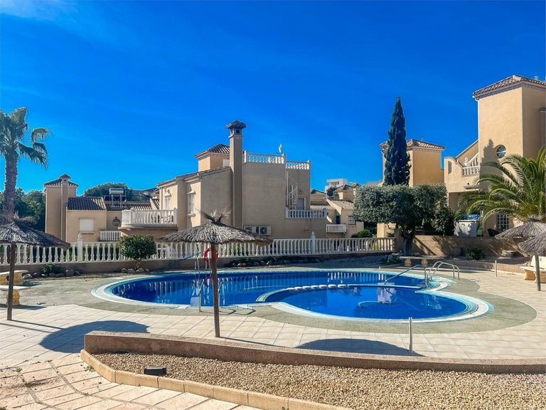 Town House for Sale in Villamartin, Alicante 30