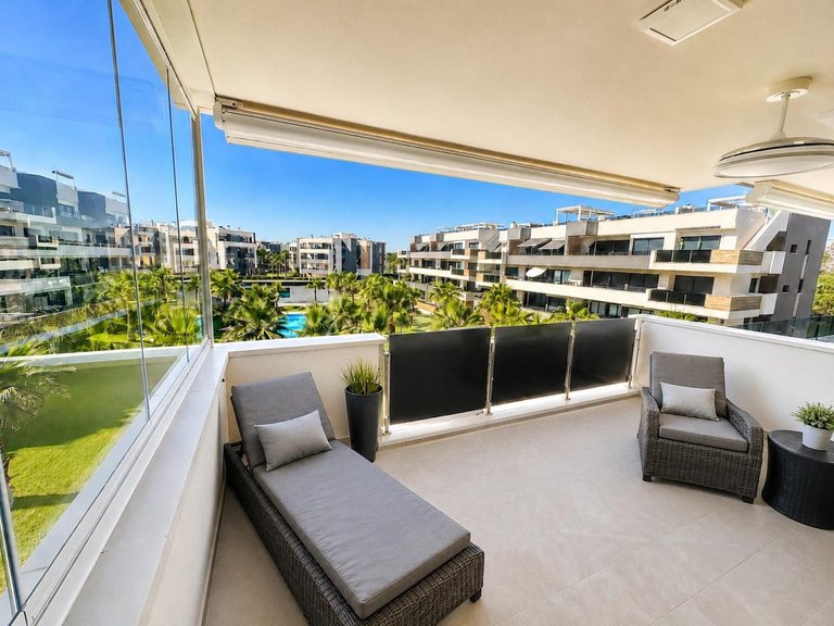 Apartment for Sale in Los Altos, Alicante 1