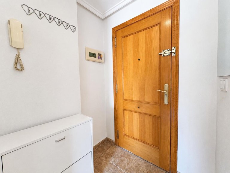 Apartment for Sale in Torrevieja, Alicante 16