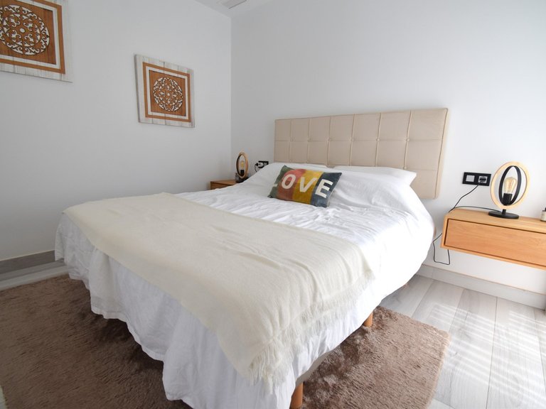 Villa for Sale in Cabo Roig, Alicante 12